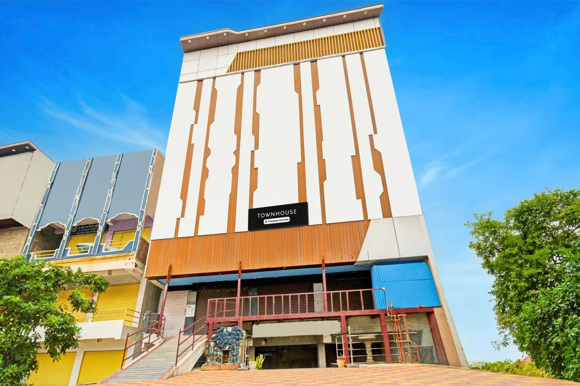 Super Townhouse Mancherial Mancheral Exterior photo