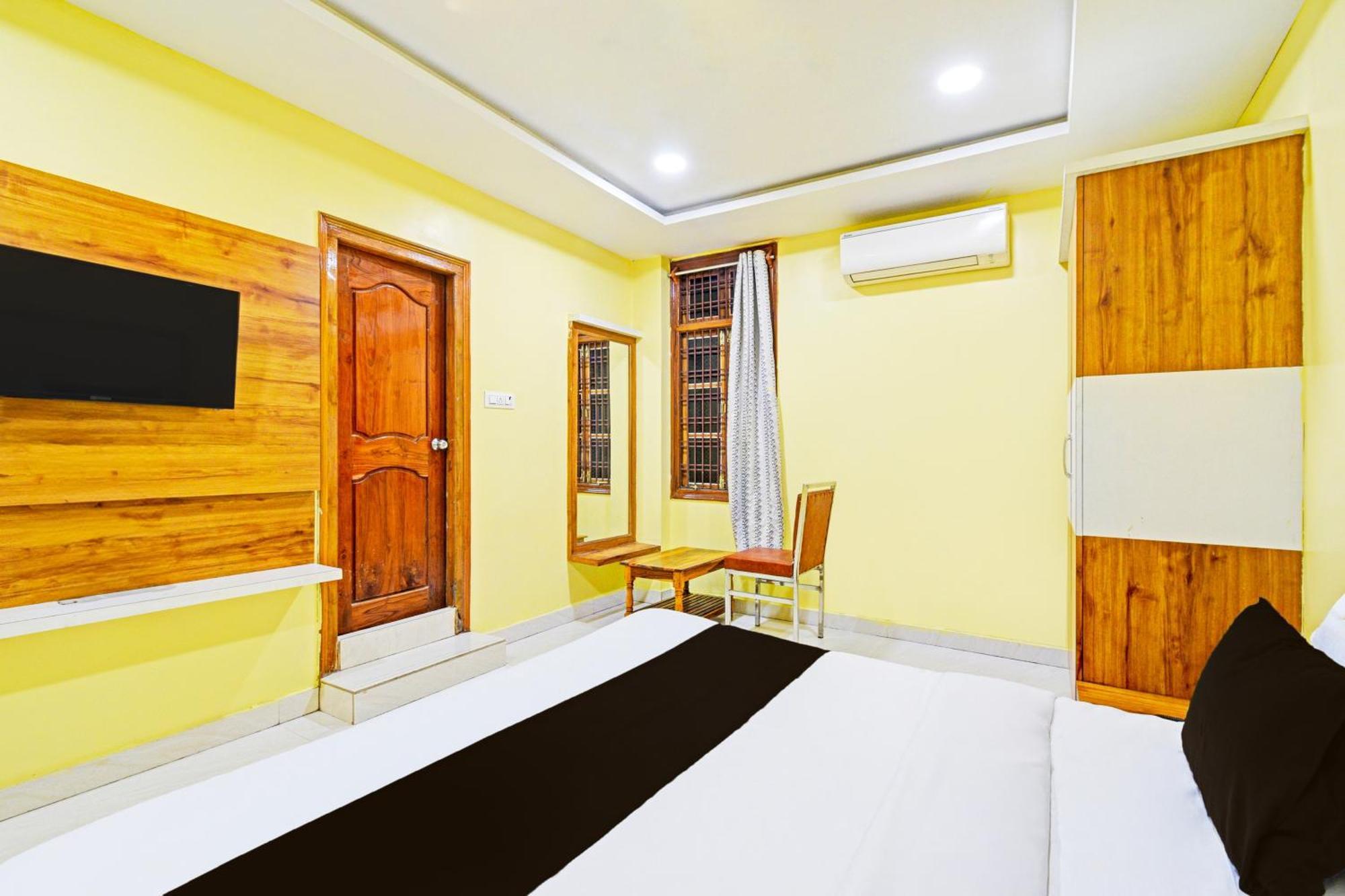 Super Townhouse Mancherial Mancheral Exterior photo